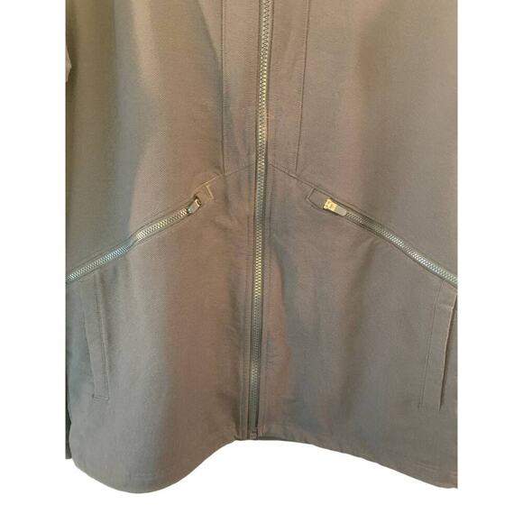 UNDER ARMOUR Women’s Black Zip Up Jacket / Size: Medium - Picture 7 of 11